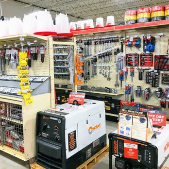 Tractor Supply - Department Stores Near Me - Orange Park, Florida