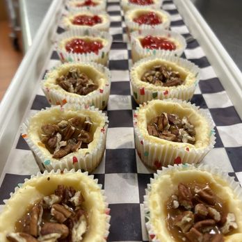 Athens Lunchroom - Minion Cheesecakes - Salad Near Me - Lexington, Kentucky