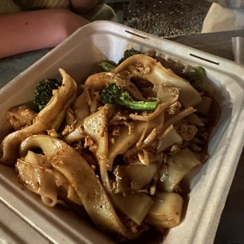 Malai Thai - Pad See Eiw with chicken - Thai Near Me - Haleiwa, Hawaii Malai Thai - Pad See Eiw with chicken - Thai Near Me - Haleiwa, Hawaii