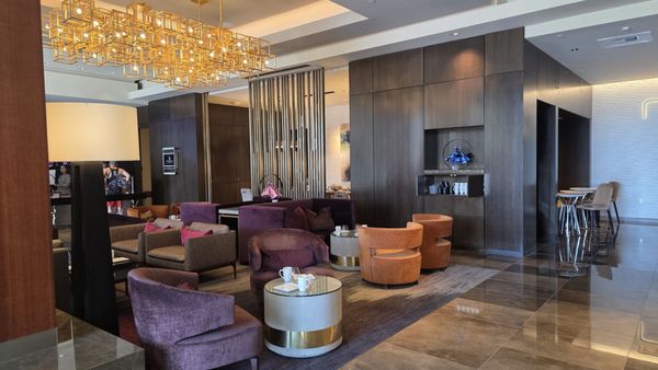 Four Seasons Hotel Silicon Valley at East Palo Alto by null