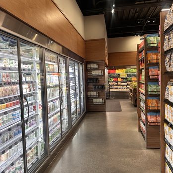 Erewhon - Grocery Near Me - Los Angeles, California