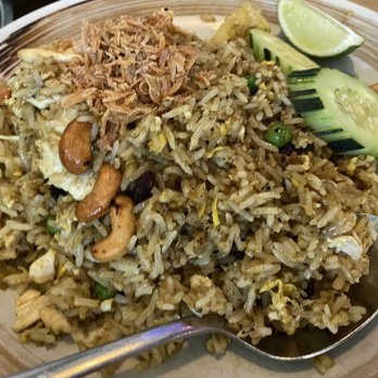 Fern Thai on Main - Pineapple fried rice - Thai Near Me - Bellevue, Washington Fern Thai on Main - Pineapple fried rice - Thai Near Me - Bellevue, Washington