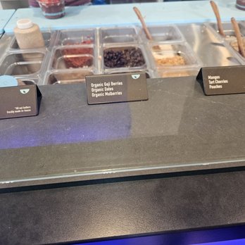 Blue Bowl Superfoods - toppings - Acai Bowls Near Me - Oceanside, California