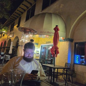 Taj Mahal Masala - Fantastic atmosphere - Indian Near Me - Vero Beach, Florida