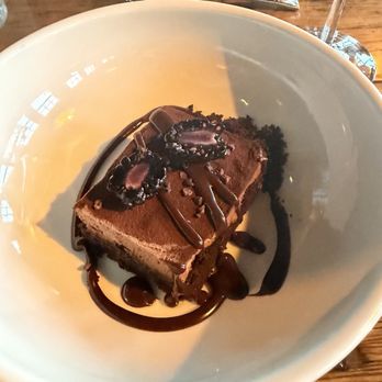 Earth at Hidden Pond - Chocolate cake - New American Near Me - Kennebunkport, Maine Earth at Hidden Pond - Chocolate cake - New American Near Me - Kennebunkport, Maine