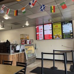 Hello Chicken - Welcoming place for lunch