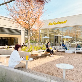 La La Land - Coffee & Tea Near Me - Addison, Texas La La Land - Coffee & Tea Near Me - Addison, Texas
