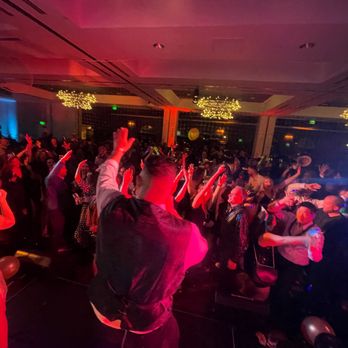 Pop Fiction - New Year's Eve 2022 with Pop Fiction at Meritage Resort in Napa - Musicians Near Me Pop Fiction - New Year's Eve 2022 with Pop Fiction at Meritage Resort in Napa - Musicians Near Me