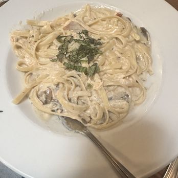 Fat Olives - Smoked salmon Alfredo - Pizza Near Me - Flagstaff, Arizona Fat Olives - Smoked salmon Alfredo - Pizza Near Me - Flagstaff, Arizona
