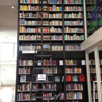 Muntpunt - C'est le temple du Livre, avant tout! - Cultural Center Near Me - Brussels, BRU