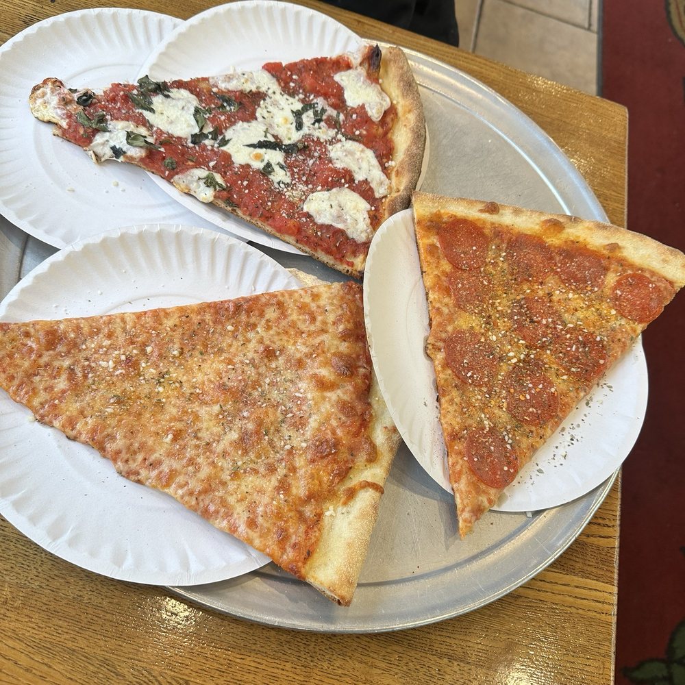 Mezza Luna Pizza - Pizza Near Me - Bronx, New York Mezza Luna Pizza - Pizza Near Me - Bronx, New York