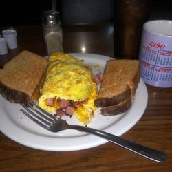 Sporty's Bar & Grill - Tasty and about$6.50