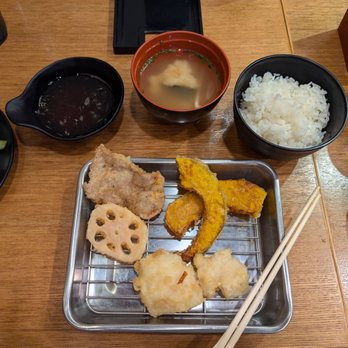 Tempura Kiki - $16 lunch set, first half - Japanese Near Me - Honolulu, Hawaii Tempura Kiki - $16 lunch set, first half - Japanese Near Me - Honolulu, Hawaii