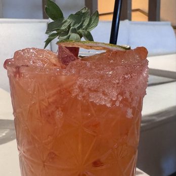 Esperanza Cocina de la Playa - Strawberry margarita - Seafood Near Me - Manhattan Beach, California