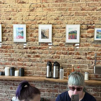 Rise & Shine Biscuit Kitchen and Cafe - Interior - Breakfast & Brunch Near Me - Denver, Colorado