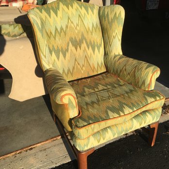 Crowell Upholstery - Before reupholstering - Furniture Reupholstery Near Me - Onset, Massachusetts