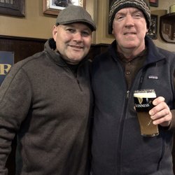 Kelly’s Irish Pub