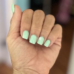 Chic Nails - Another view...