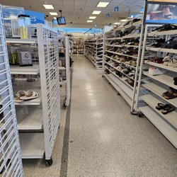 Ross Dress for Less - Clean and tidy