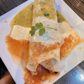 Luna Azul - Chicken burrito. - Mexican Near Me - Leesburg, Florida Luna Azul - Chicken burrito. - Mexican Near Me - Leesburg, Florida
