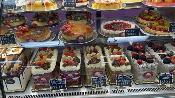 Vegas Bakery by null