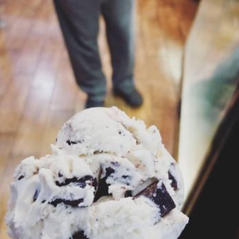 Ben & Jerry’s - Mint choco chip! - Ice Cream & Frozen Yogurt Near Me - Seattle, Washington