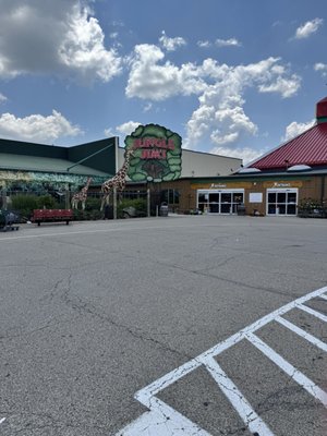 Jungle Jim's International Market, 5440 Dixie Hwy, Fairfield