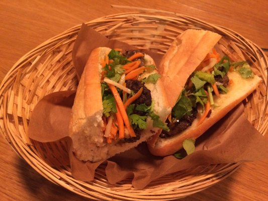 Bánh Mì Makers by null