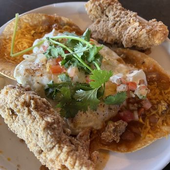 The Post Mountain House Estes Park - FRIED CHICKEN HUEVOS RANCHEROS - Chicken Shop Near Me - Estes Park, Colorado The Post Mountain House Estes Park - FRIED CHICKEN HUEVOS RANCHEROS - Chicken Shop Near Me - Estes Park, Colorado