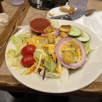 Montana Mike's Steakhouse - House salad - Steakhouses Near Me - Edinburgh, Indiana