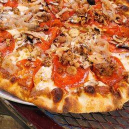 LOUEDDIE’S PIZZA - Updated October 2025 - 1178 Photos & 1751 Reviews - 28561 State Hwy 18