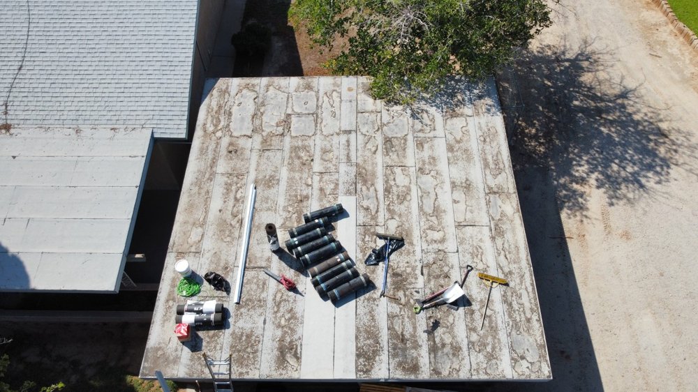 Slide of Victor Lozano Roofing