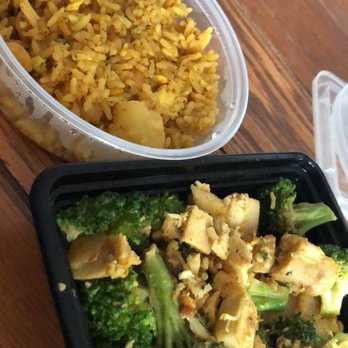 Lean Mean Meal Prep - Pictured: - Pineapple Shrimp Fried Rice - Cocoanut Chicken with Broccoli - Food Delivery Services Near Me Lean Mean Meal Prep - Pictured: - Pineapple Shrimp Fried Rice - Cocoanut Chicken with Broccoli - Food Delivery Services Near Me
