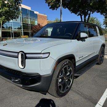 Northwest Protective Films - 2025 Rivian R1S, 4 year ceramic coat + Front end PPF Paint Protection Film. A+++ work and product. - Vehicle Wraps Near Me - Hillsboro, Oregon Northwest Protective Films - 2025 Rivian R1S, 4 year ceramic coat + Front end PPF Paint Protection Film. A+++ work and product. - Vehicle Wraps Near Me - Hillsboro, Oregon