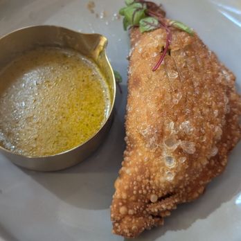 Dando La Brasa - Empanadas - Salad Near Me - Miami, Florida