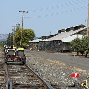 Mount Hood Railroad - Trains Near Me - Hood River, Oregon