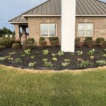 Precision Landscaping Service - Commercial Mulch Bed - Landscaping Near Me - Madison, Alabama Precision Landscaping Service - Commercial Mulch Bed - Landscaping Near Me - Madison, Alabama