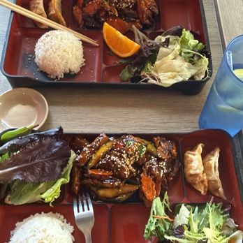 Ahi Sushi & Grill - Sushi Bars Near Me - San Marcos, California