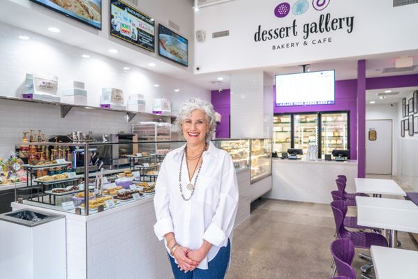 Dessert Gallery Bakery & Cafe by null