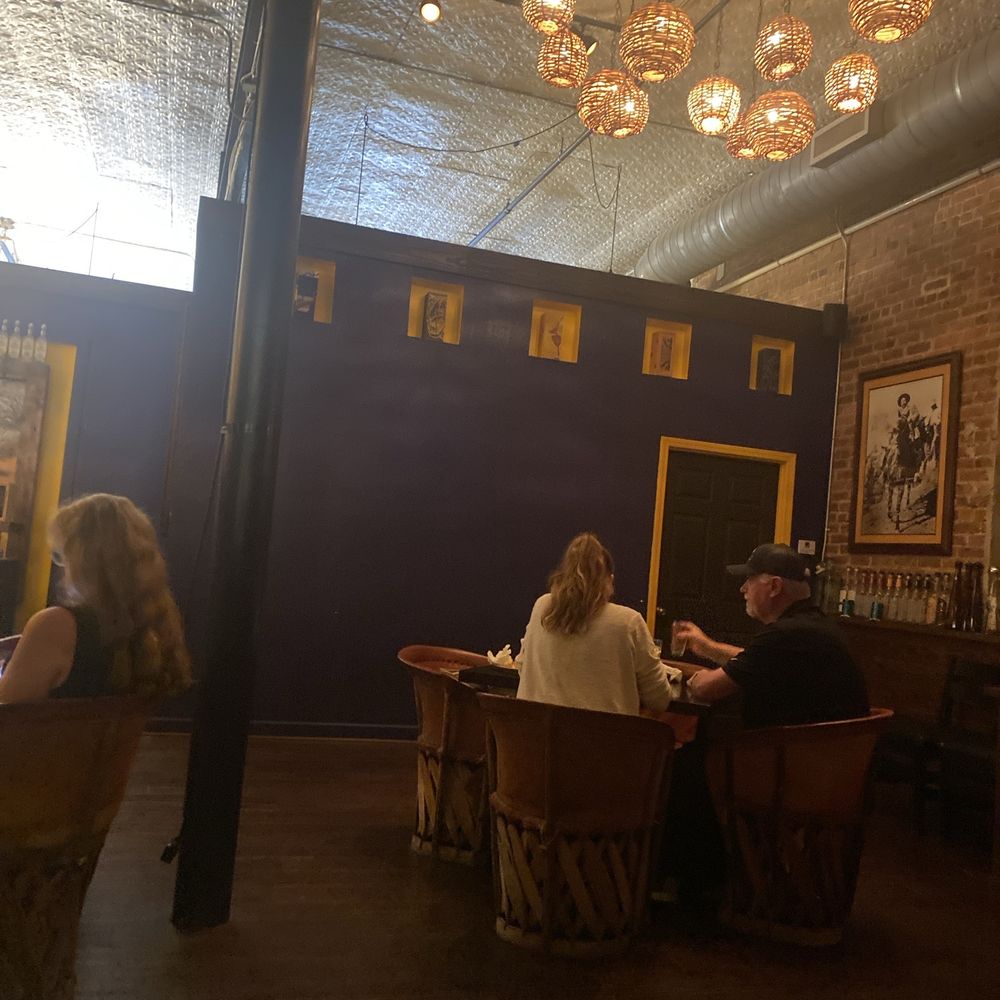 Salud - Inside - Mexican Near Me - Camden, South Carolina Salud - Inside - Mexican Near Me - Camden, South Carolina