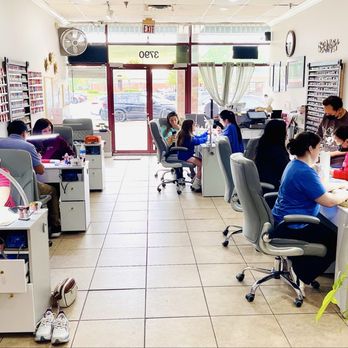 Q Nails - Nail Salons Near Me - Hilliard, Ohio Q Nails - Nail Salons Near Me - Hilliard, Ohio