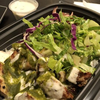 Bombay Eats - Chicken Rashemi rice bowl with all toppings and spicy green sauce - Indian Near Me - Chicago, Illinois
