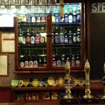 The Rising Sun - Cabinet of beery treats - Pubs Near Me - Manchester, XGM