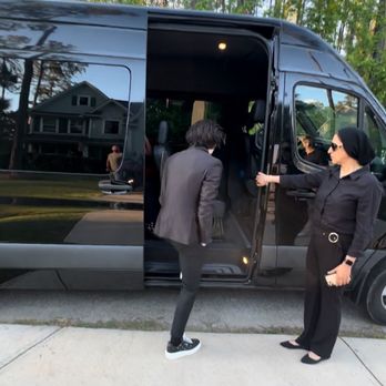 Mecca Limo and chauffeur service - Limos Near Me - Charleston, South Carolina Mecca Limo and chauffeur service - Limos Near Me - Charleston, South Carolina
