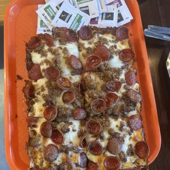 Graze by Travail - Wrecktangle Pizza - Food Court Near Me - Minneapolis, Minnesota