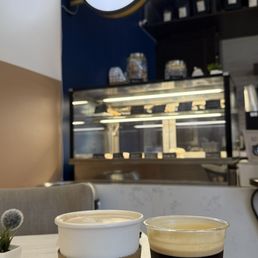 Nitro and café con leche Nitro and café con leche