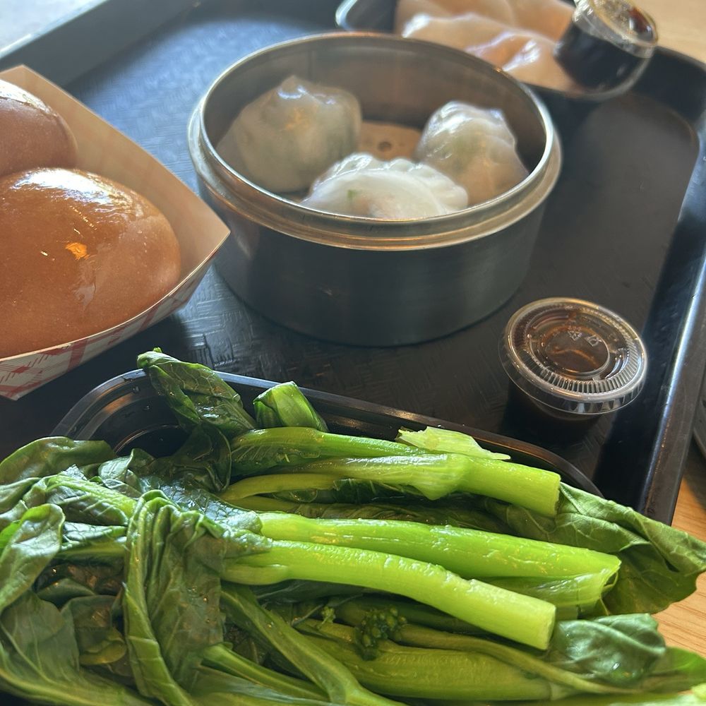 Lots of food for one person !