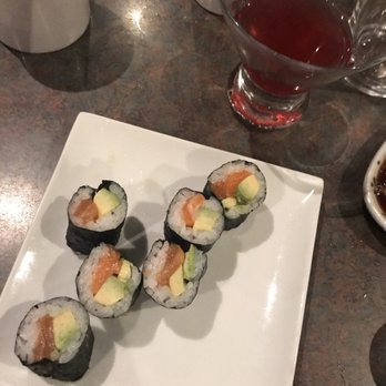 Kirala - Salmon avocado roll! Featuring virgin saketini - Sushi Bars Near Me - Berkeley, California