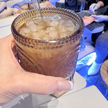Zara Nail Bar - Complimentary mocktails - Nail Salons Near Me - Tempe, Arizona