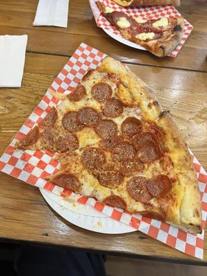 Joe's New York Pizza by null